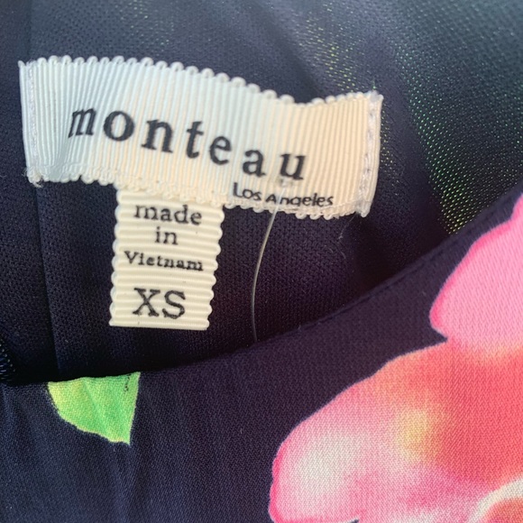 Floral Navy Romper - Picture 5 of 5